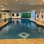 Otel Washington And Sleepwell Workington