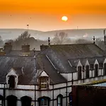 Washington And Sleepwell Hotel 4*