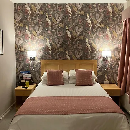 Washington And Sleepwell Hotel Workington