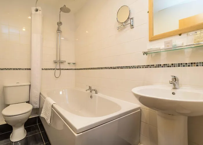 Washington And Sleepwell Hotel Workington