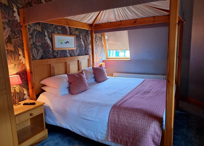 Washington Central 4*